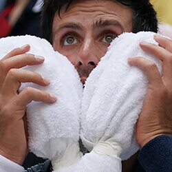 Novak Djokovic Fights On In US Open