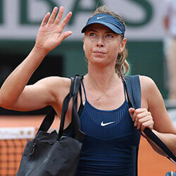 Former Champion Sharapova Pulls Out of French Open