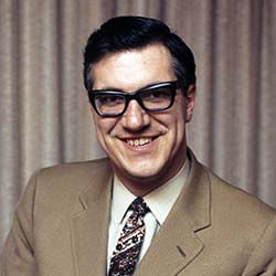 Broadcaster Gerald Sinstadt Dies